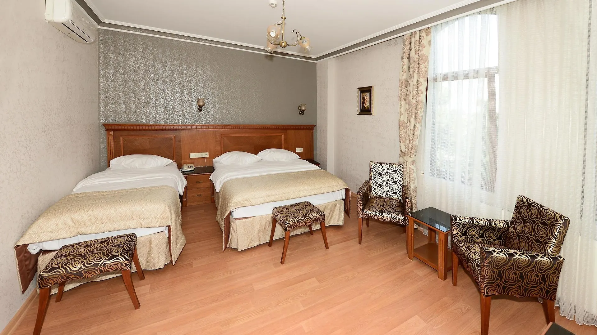 Hotel New House Istanbul 4*,
