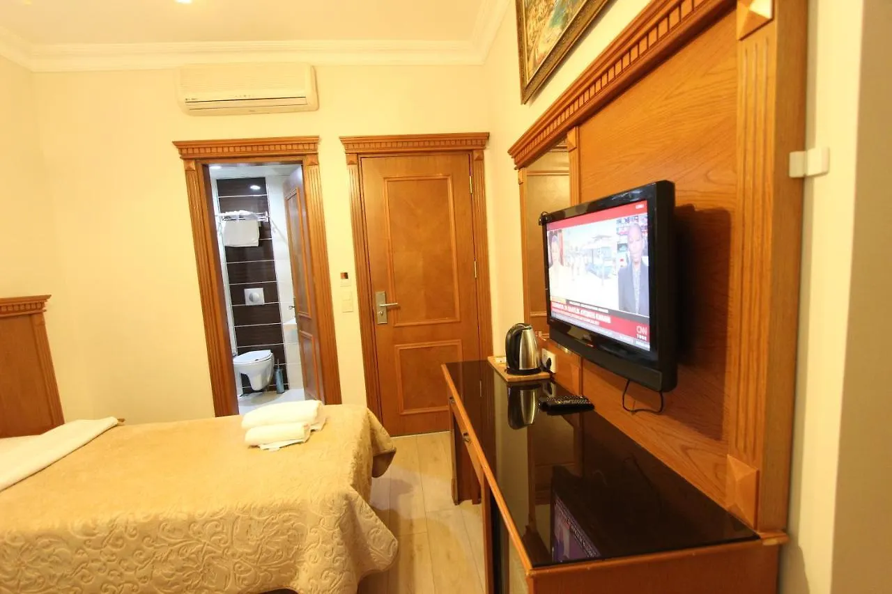 Hotel New House Istanbul 4*,